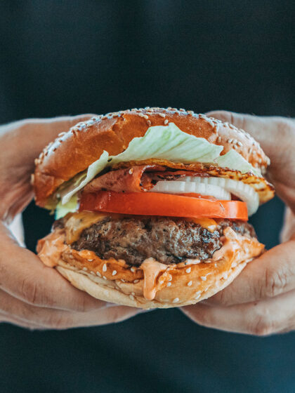 Φάγαμε όλα τα burger της Αθήνας και αυτά είναι τα 10 καλύτερα