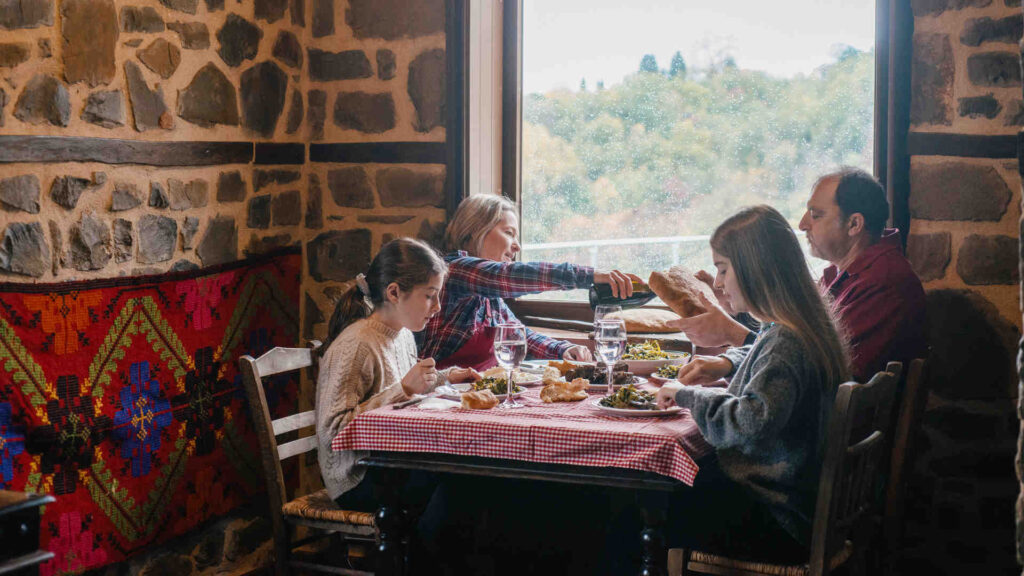 Η ταβέρνα Ζέρζοβα είναι λόγος να ταξιδέψεις στα βουνά της Αρκαδίας