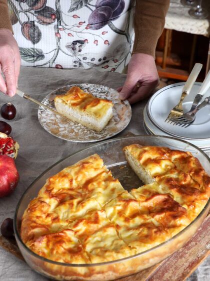 Άτσμα (τυρόπιτα με φύλλα βραστά)