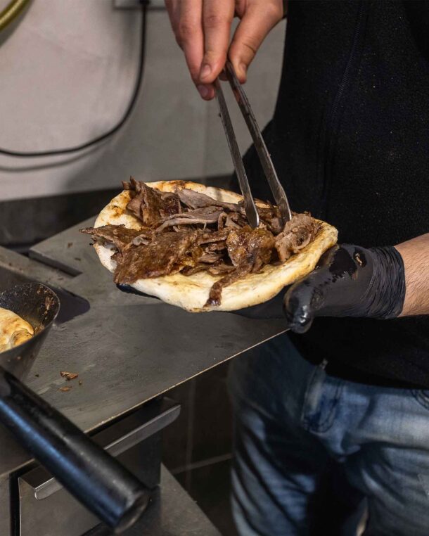 9 λόγοι που ζηλεύουμε το street food της Πόλης