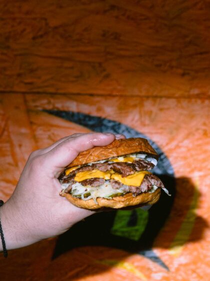 Τα burger των σεφ: 5 εκδοχές του αγαπημένου street food που αλλάζουν τα δεδομένα